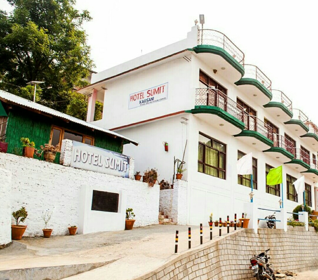 Hotel Sumit-Kausani