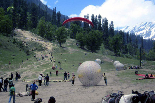 Delhi-Manali-Delhi Tour